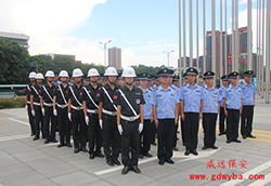 東莞保安公司威遠(yuǎn)驚呆，土豪金版人民幣居然被認(rèn)為是假鈔？