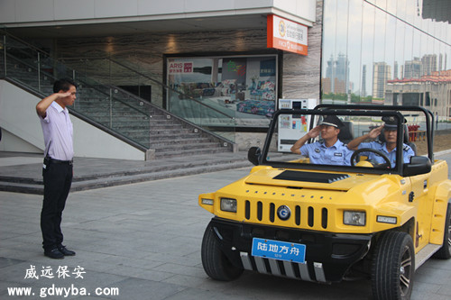 停車被刮蹭，停車場保安是否有責任？