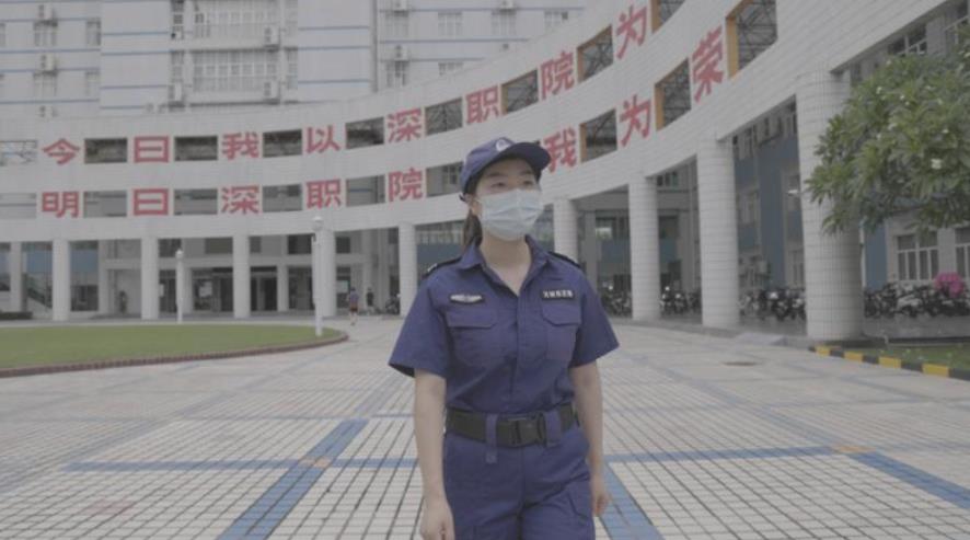 太勵(lì)志！深圳35歲女保安“逆襲”名校研究生，帶娃、考研兩不誤